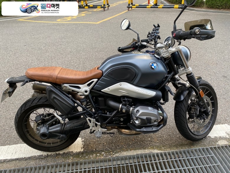 BMW R nine T 알나인티 스크램블러