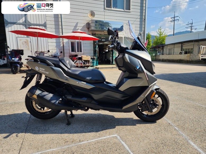 [중고]BMW 모토라드 C 400 GT_도심을 지나 그 너머로_600평 수입바이크 최다 보유 바이크랜드