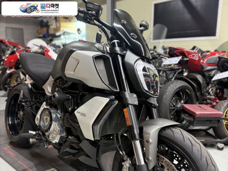 DUCATI - Diavel 1260 관리 잘 된 자량 판매 합니다.