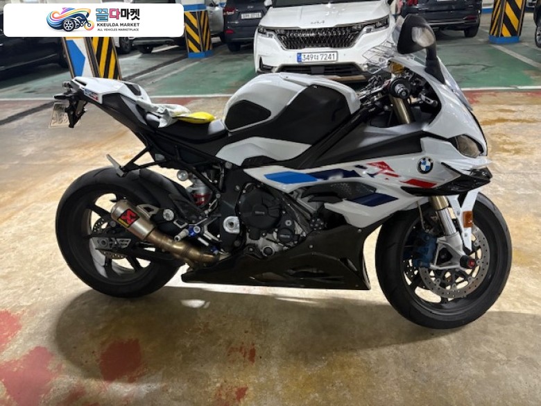 2023 s1000rr m팩 판매합니다. 대리작성