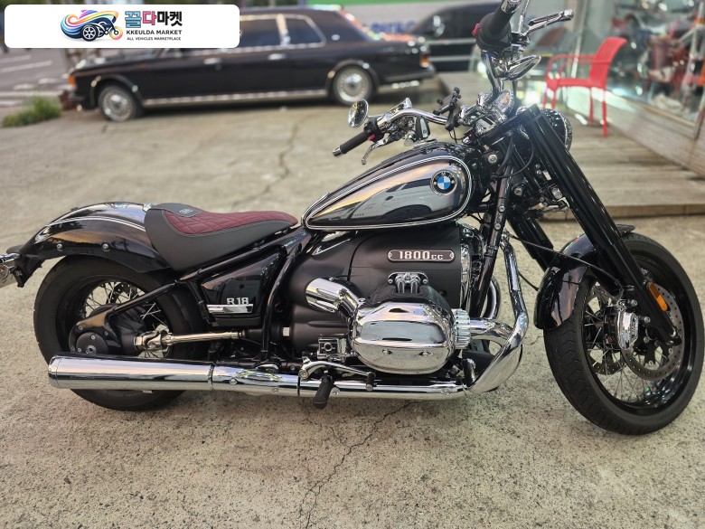 다파는 오빠들 BMW R18 100주년 기념 모델 입니다~ 매입 및 위탁 차량가 70%선지급 가능! 대차 할부 리스 카드도 가능입니다