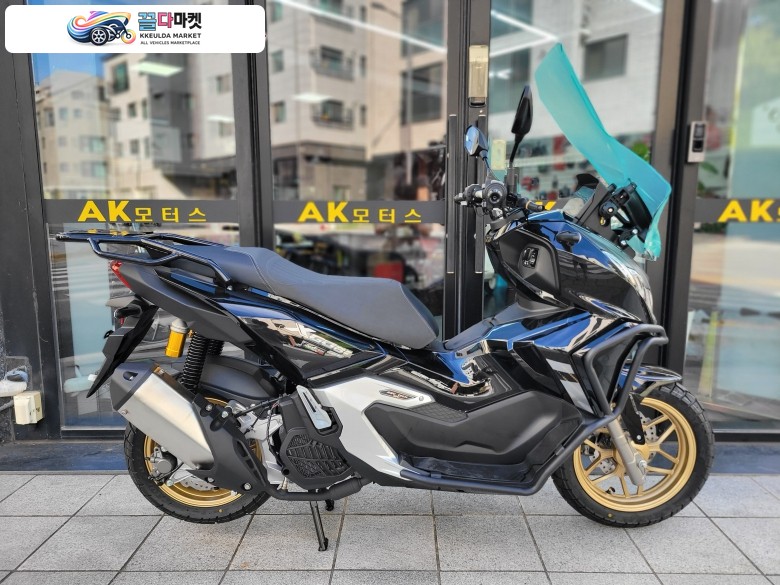 AK모터스입니다. X-GOBI125 고비125 신차차량입니다.
