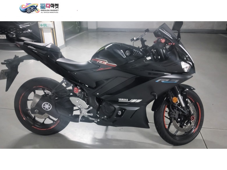 야마하 YZF-R3 23년식 24년8월출고 (1700km)