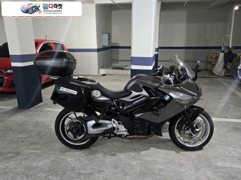 BMW F 800GT