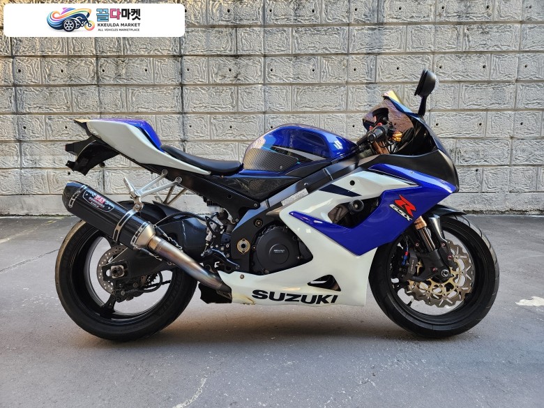 관리 잘 된 스즈키 3세대 05년식 GSX-R1000 K5 요시무라 머플러 북미 풀파워 판매합니다.