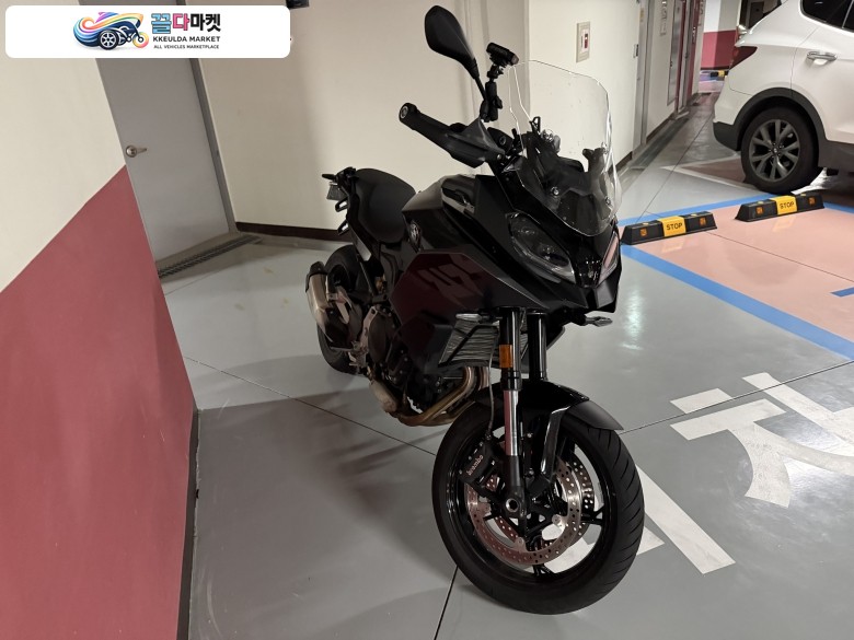 F900XR 25년식 트리플블랙 팝니다