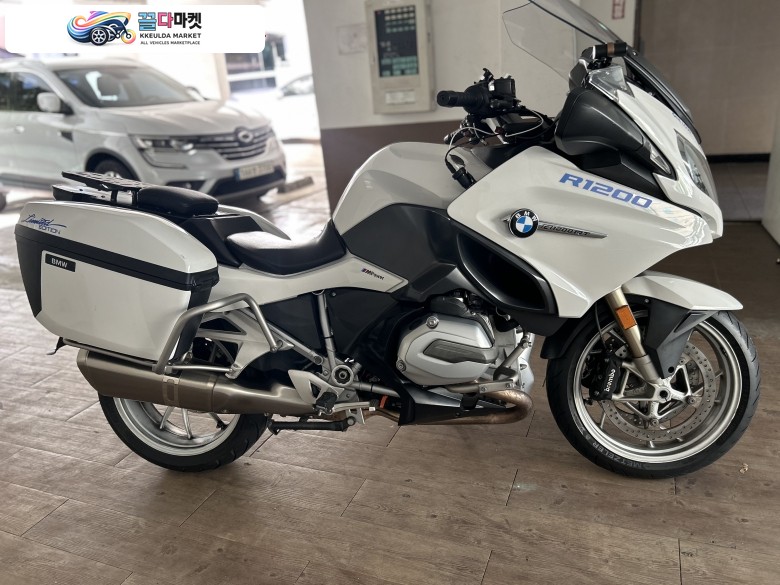 BMW R1200RT k52 2017년식 판매합니다