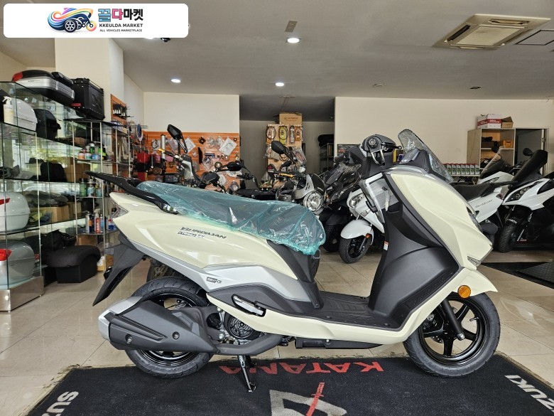 2026년식 버그만 스트리트 125 EX 신차 판매합니다.