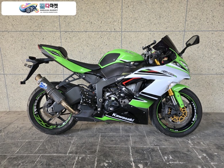 2015년식 가와사키 ZX-6R 판매합니다.