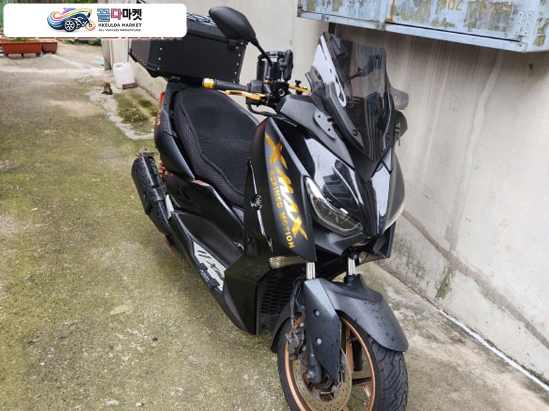 Xmax300