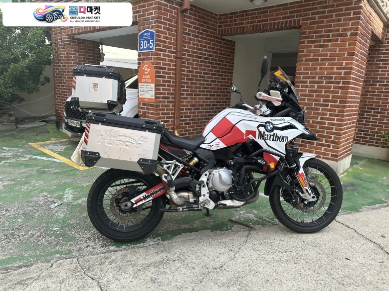 지구명차 23년식 BMW F850 GS 판매합니다.