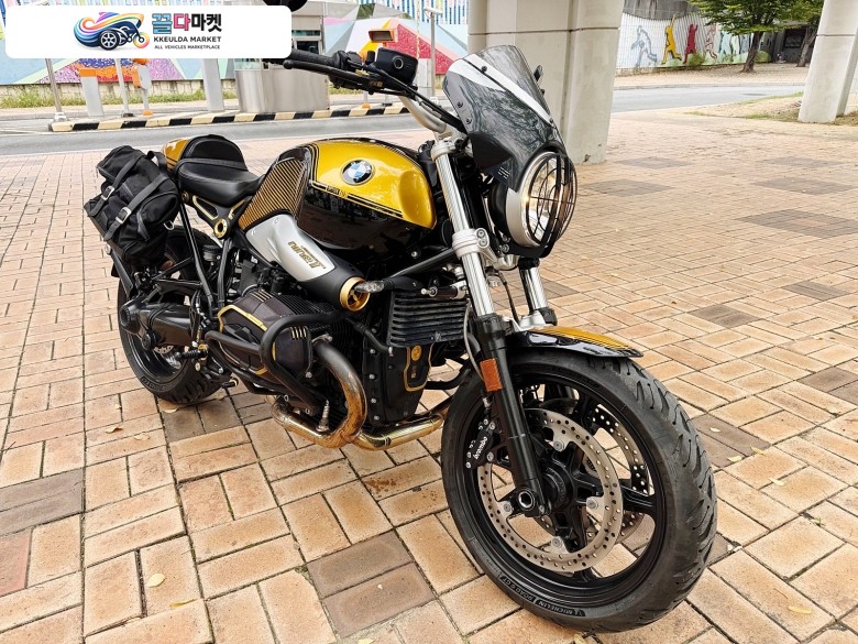 BMW RnineT Pure 719 2020년식 풀옵션 판매합니다.