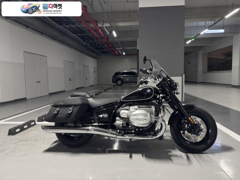 BMW R18 Classic 23년식 신차급 판매 합니다.