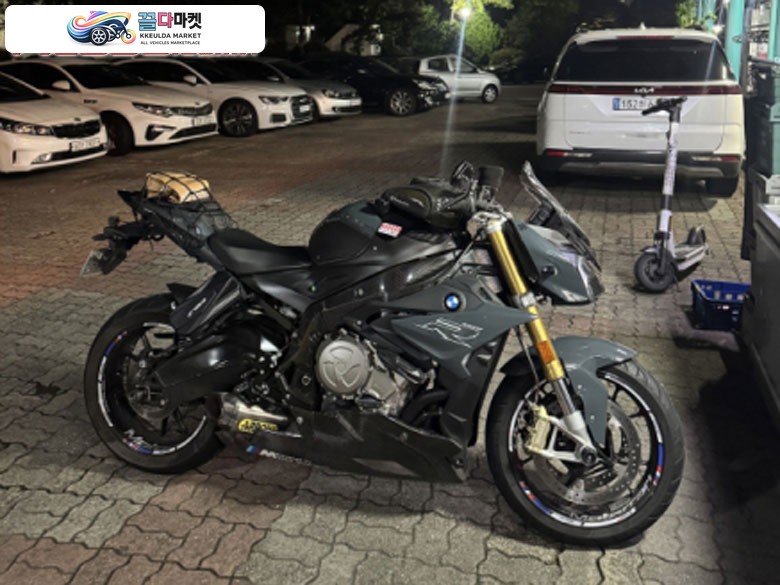 2018년식 s1000r 판매합니다.