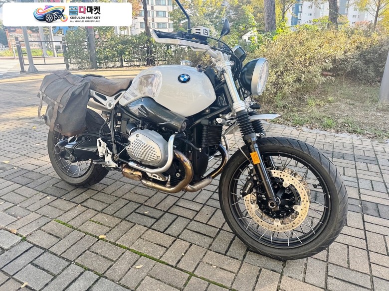 BMW RnineT 어반GS 튜닝바이크 판매합니다.(2018년식)