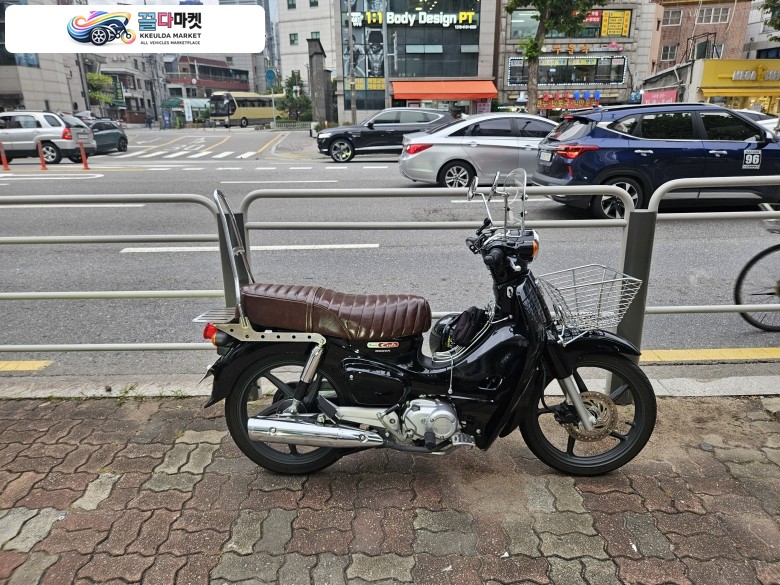 24년식 슈퍼커브 110 낮은 키로수 팔아요