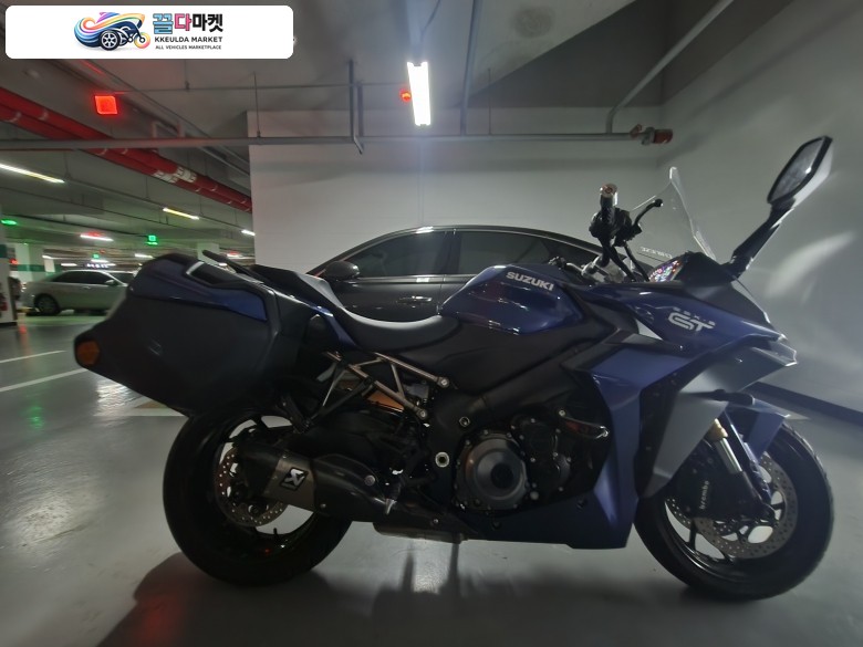 스즈키 GSX-S1000GT 급매합니다.