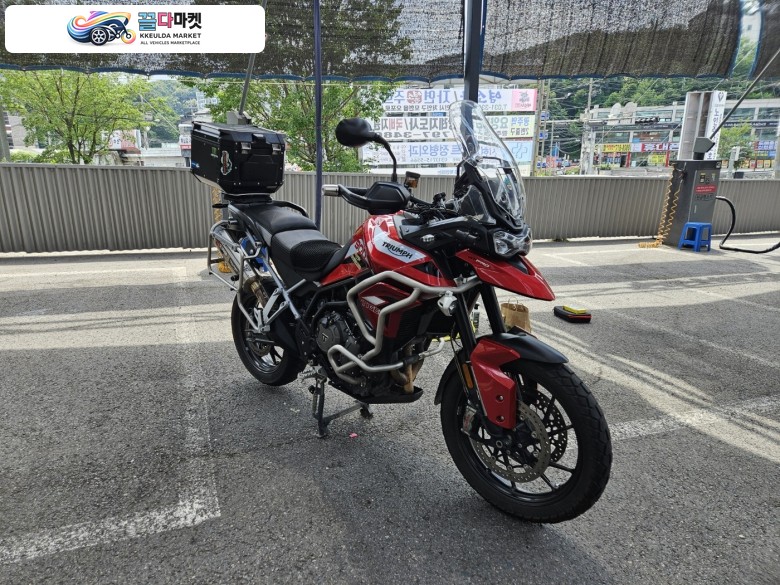 트라이엄프 타아거 900 GT PRO(삼박스포함)