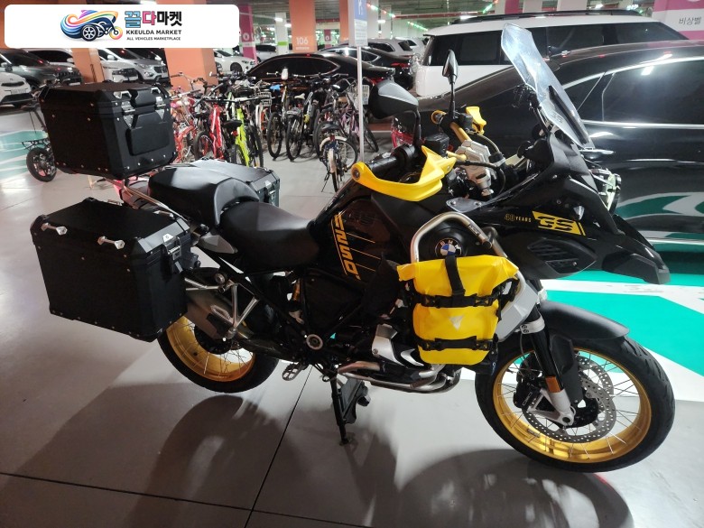 BMW R1250 어드벤쳐 2021년식 입니다~