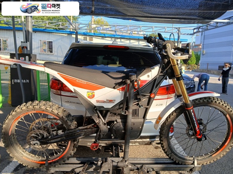 전기 엔듀로바이크 Leopard  xt560 팝니다.