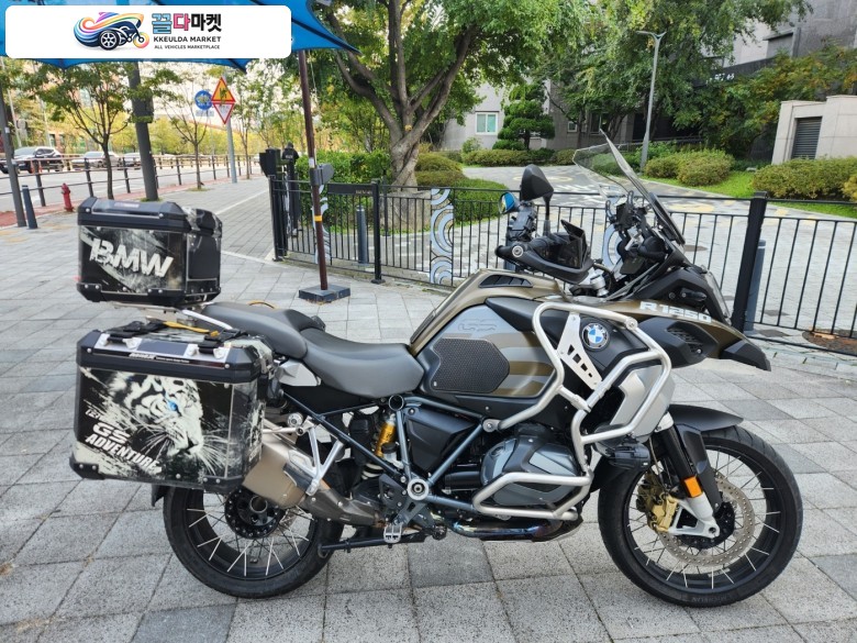 2020 BMW R1250GS 어드벤쳐 아크라배기튜닝 판매