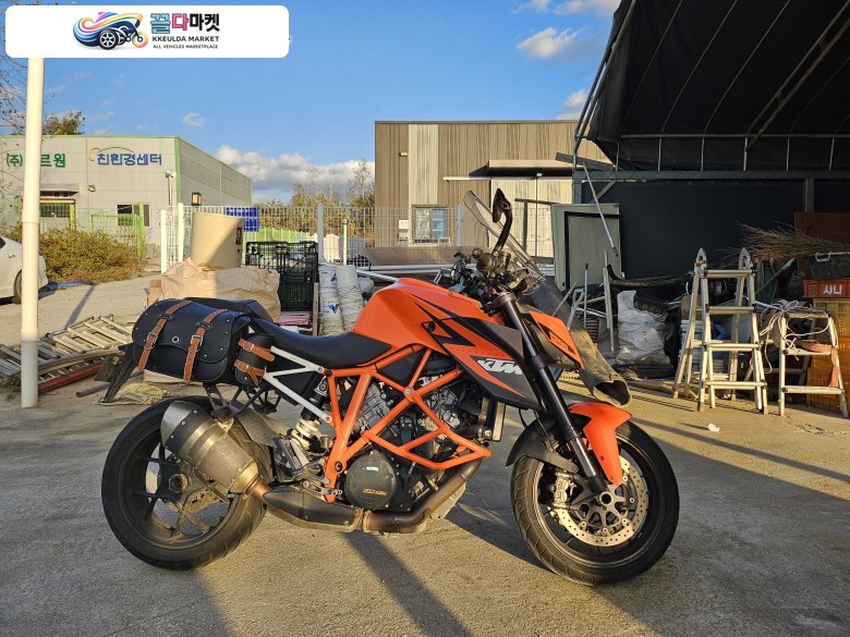 ktm 1290 슈퍼듀크 r