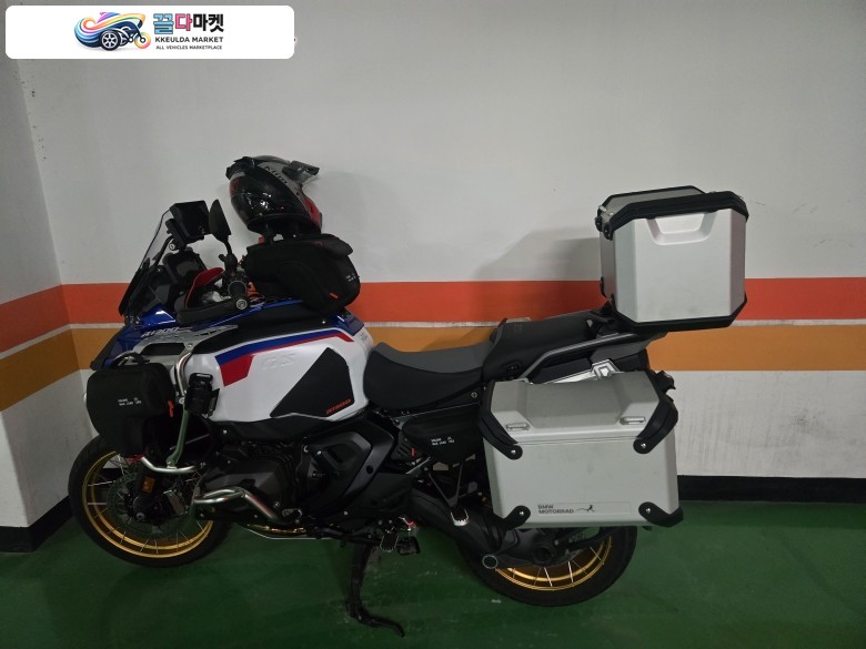 BMW 1300 GSA 2025 트로피 풀옵션 5,800 km