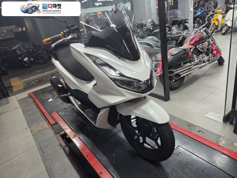 성남 일흥 모터스 상태 좋은 2024 PCX 125