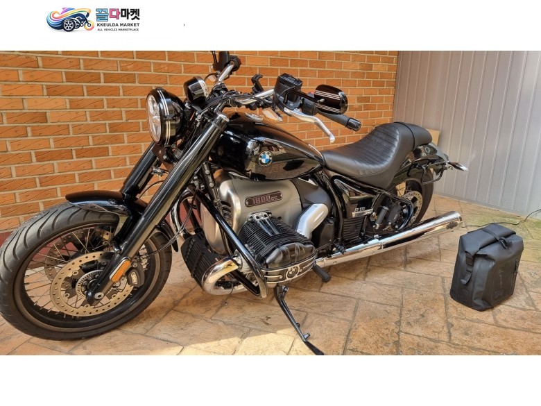 깔끔튜님된 BMW R18 판매합니다