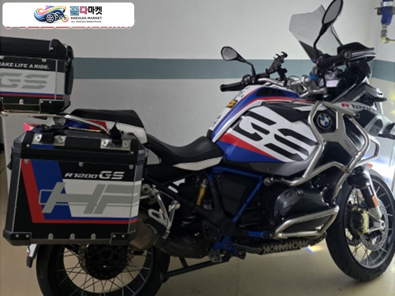 18년식 BMW R1200 GSA(어드방) 랠리버전 판매 합니다.
