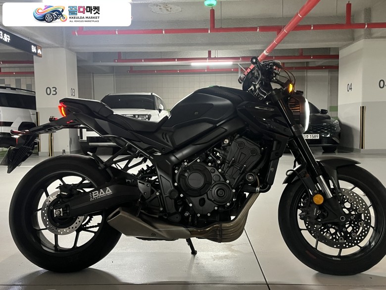 2023 cb650r 블랙에디션 판매합니다.