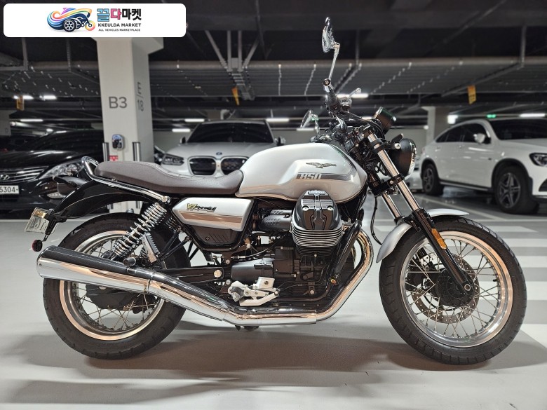 모토구찌 V7 850 스페셜 100주년 한정판