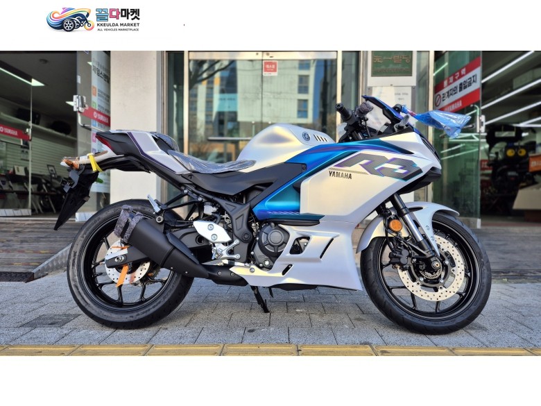 26년식 YZF-R3 사전예약 진행중이며 현금,카드 구매시 중랑야마하 프로모션