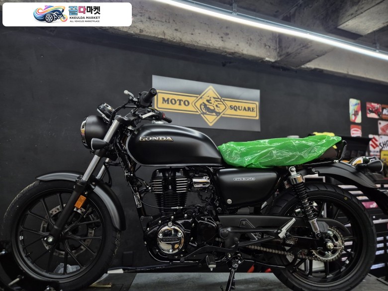26년식 GB350 노멀 신차 블랙/ 화이트 출고가능