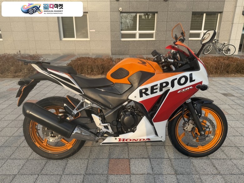 혼다/CBR300R 중고매물 판매합니다.