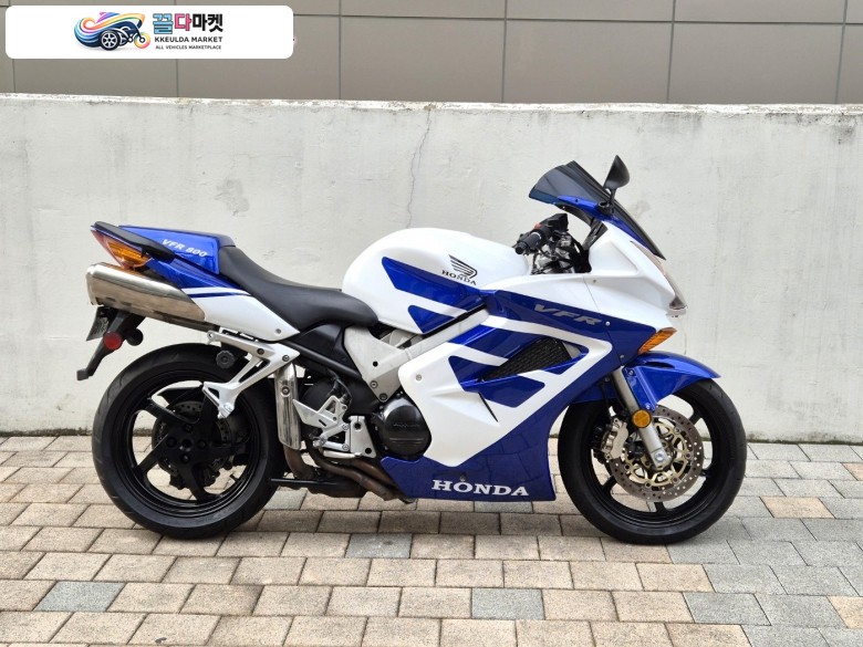 2002 혼다 VFR800 V4 판매합니다.