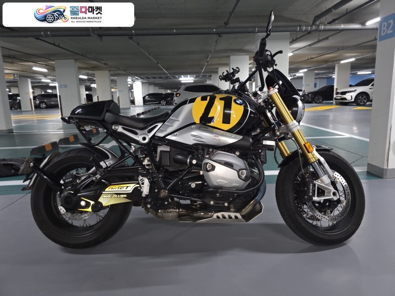 BMW R9T 노멀 18년식 유로4 빈티지에디션 한정판 풀파츠 튜닝 판매합니다