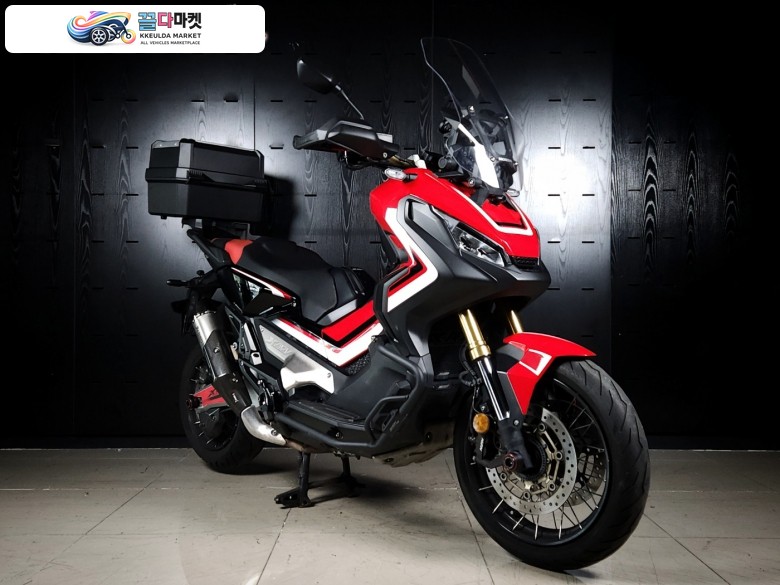 [혼다 공식모델] X-ADV750 ABS - 아크라 슬립온 배기 구변완료 - 무사고 관리잘된 깔끔한 홈서비스 중고 매물 - 정직한 매입과 최고가 대차를 도와드립니다