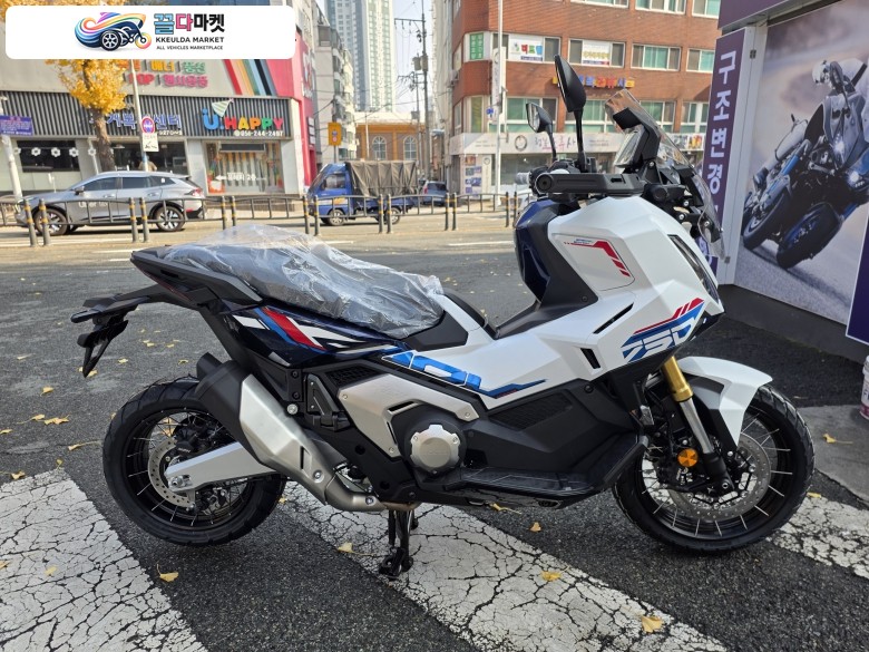 혼다 XADV750 26년식 스폐셜 신차판매합니다