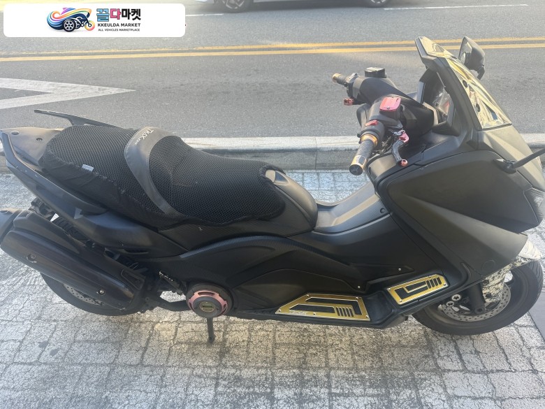 2012 TMAX 티맥스 블랙맥스 판매합니다.