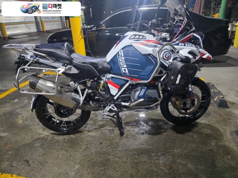 21년식 R1250GSA 어드방 팝니다