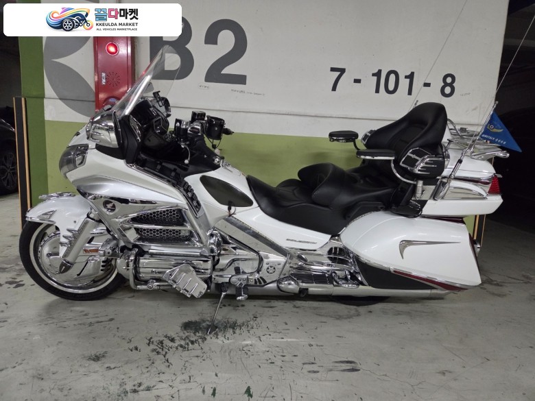 2012 goldwing1800