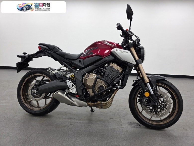 혼다 CB 650 R ABS 2019 년식 옵션 기어 시프트,블랙 박스,앞 뒤 타이어 에어 센서 장착/.할부 진행/