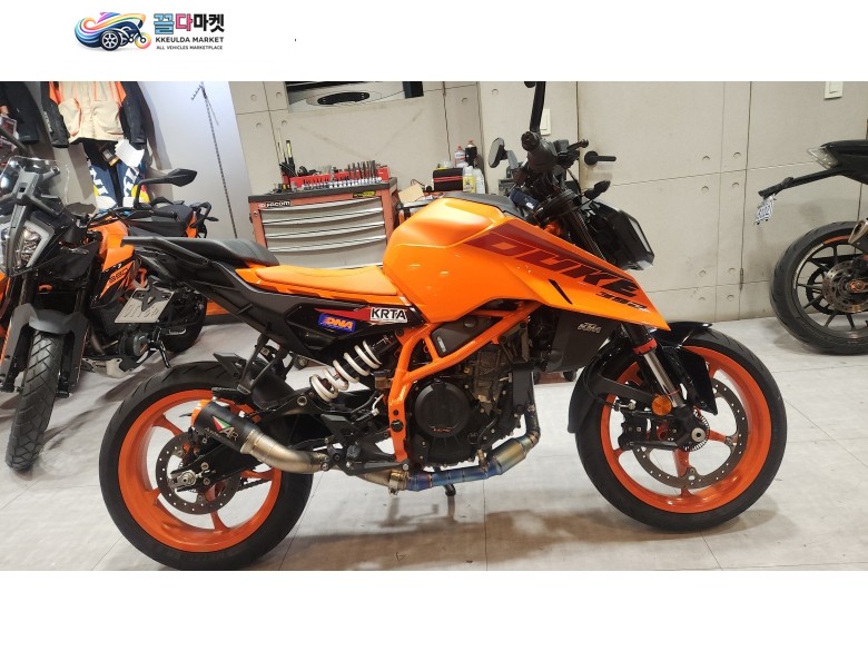 신모델 390duke 오렌지컬러 신차급 / 풀배기