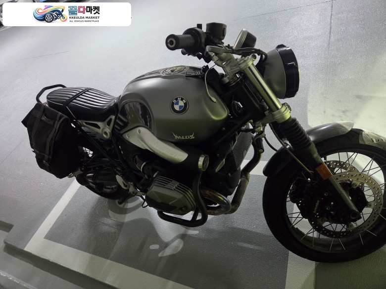 BMW 알나인티스크럼블