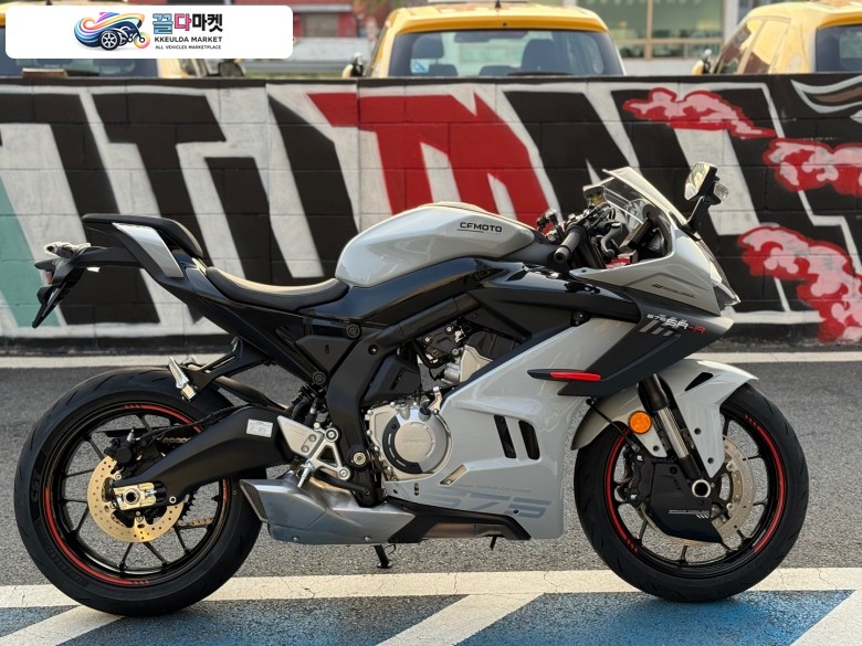 [모토몰 - 전국최대 바이크 쇼핑몰] CF MOTO 스포츠 레이싱 675SR-R 당일출고 ! 12~36개월 신용카드 무이자 할부가능 !