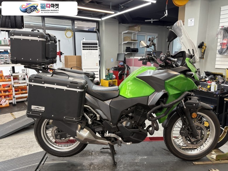 버시스x300 ABS