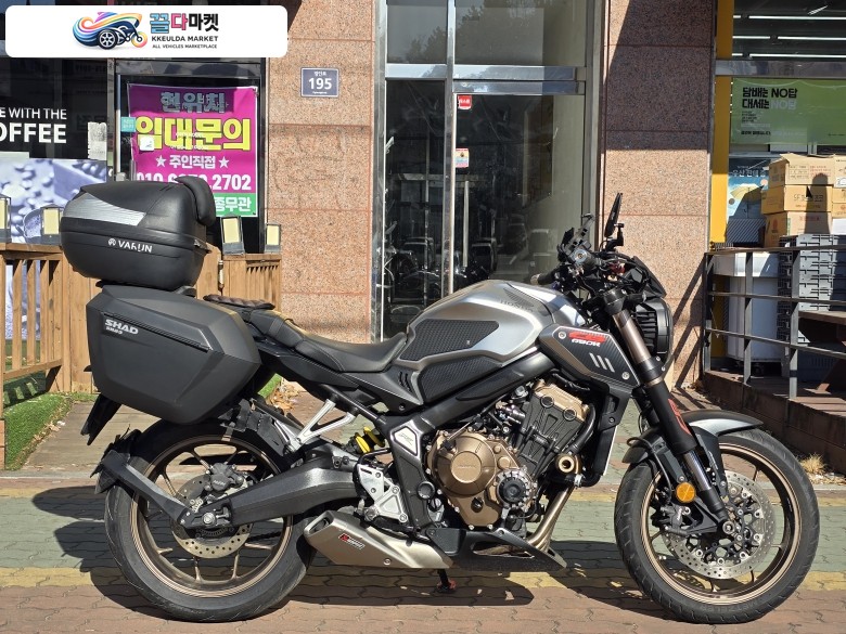 CB650R 20년식 2만KM 삼박스,블랙박스 풀셋팅차량 당일이전 가능