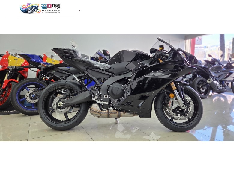 2026년 YAMAHA / YZF-R9 / 블랙컬러 신차판매 ~!!