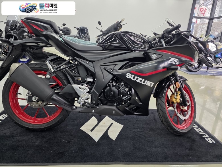 -진주신평오토바이- -스즈키 GSX-R125 ABS- -신차컨디션의 바이크- -2025년식 4,452km 주행한 바이크-